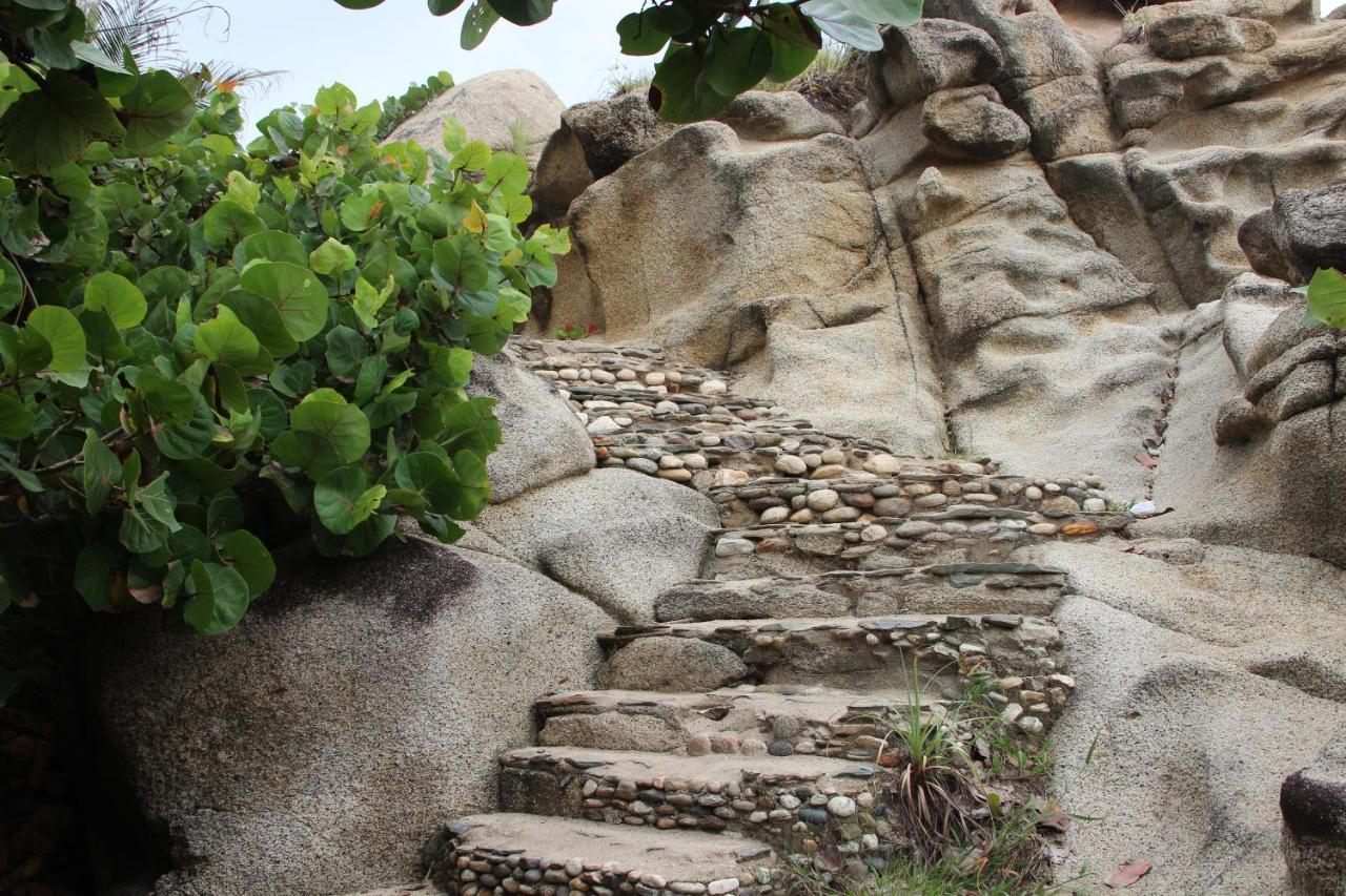 Jasayma Dentro Del Parque Tayrona 3*